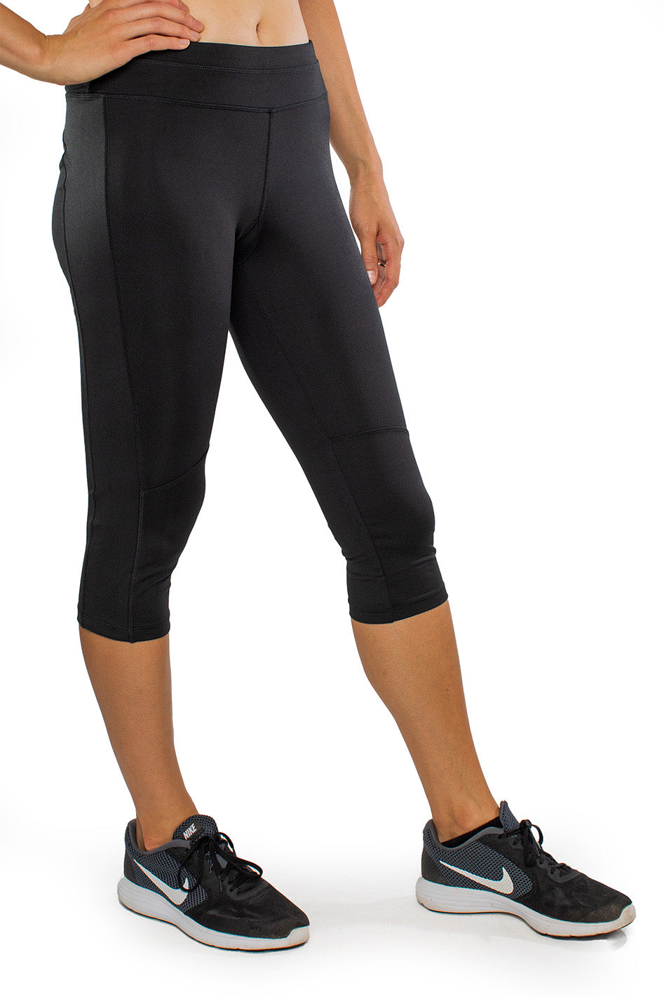 #color_essential-black
