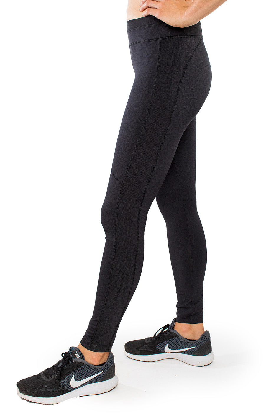 #color_essential-black