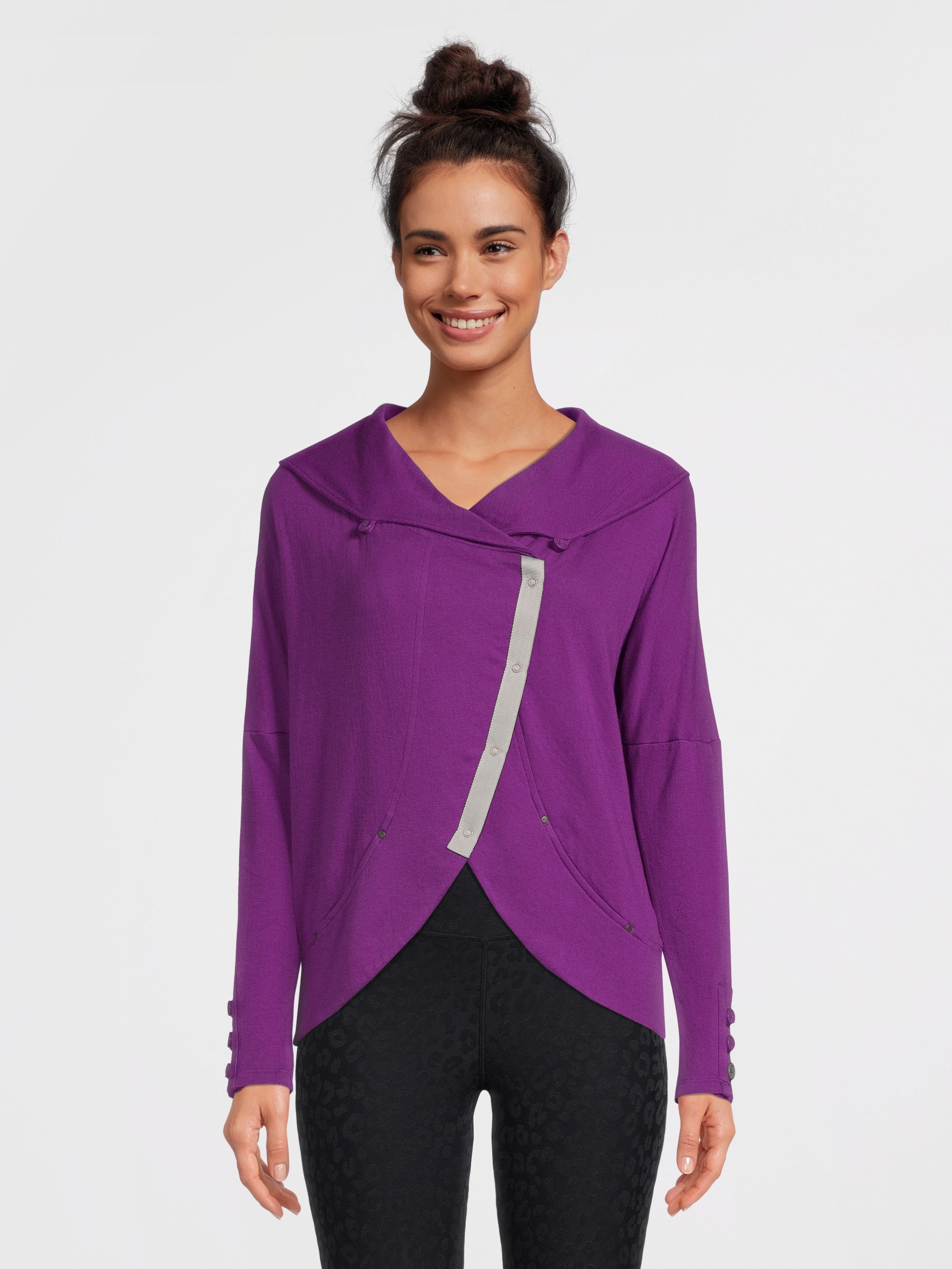 #color_plum